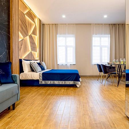 Central Family Boutique Apartments 2 إلفيف المظهر الخارجي الصورة