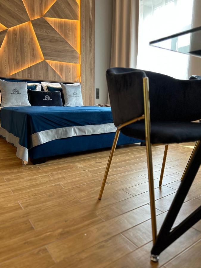 Central Family Boutique Apartments 2 إلفيف المظهر الخارجي الصورة