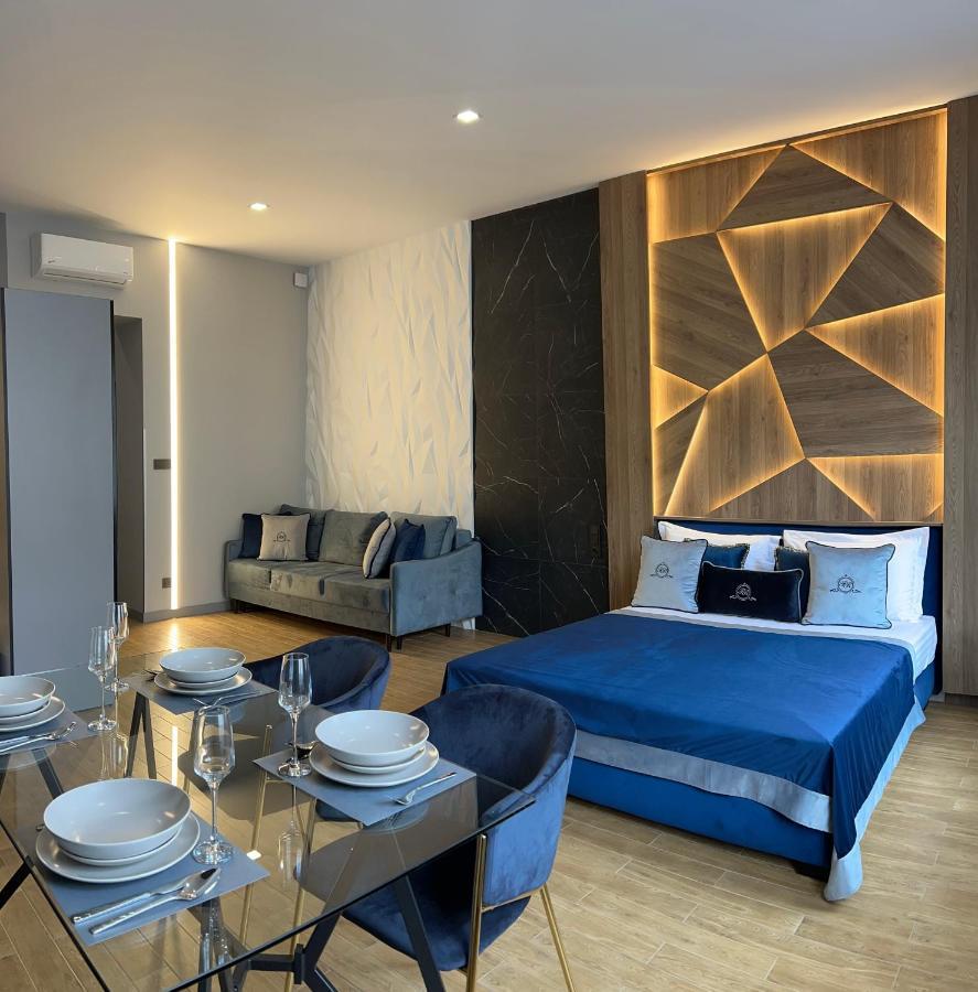 Central Family Boutique Apartments 2 إلفيف المظهر الخارجي الصورة