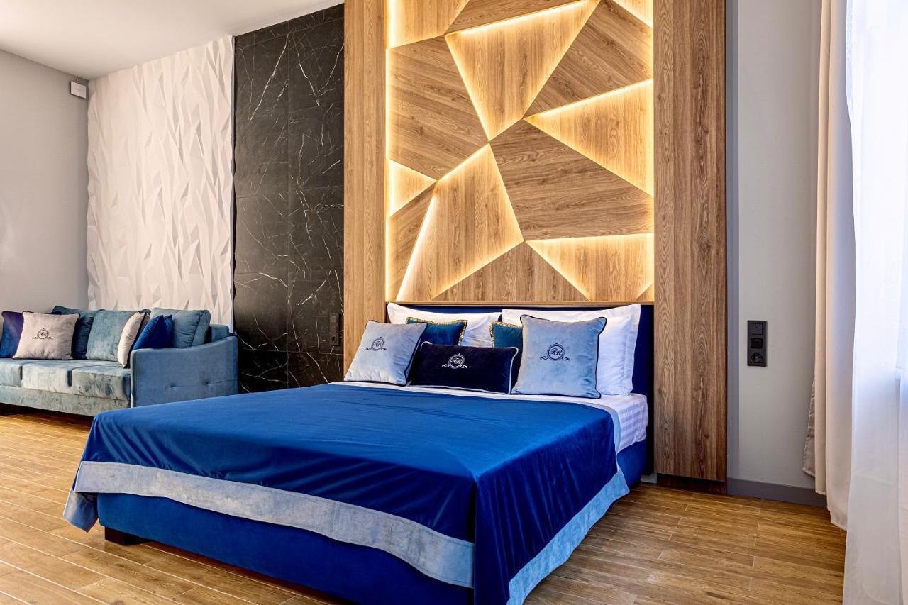 Central Family Boutique Apartments 2 إلفيف المظهر الخارجي الصورة