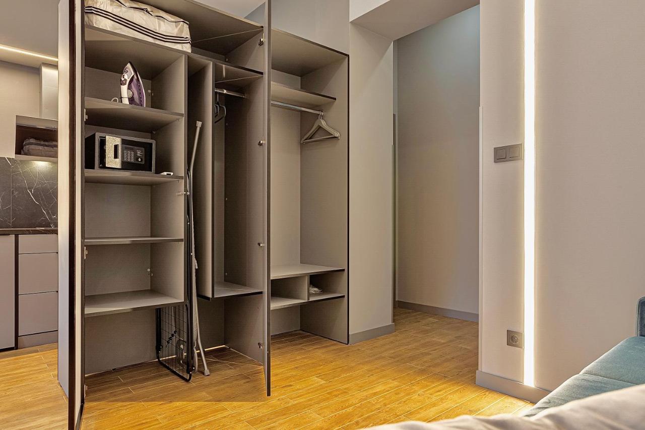 Central Family Boutique Apartments 2 إلفيف المظهر الخارجي الصورة