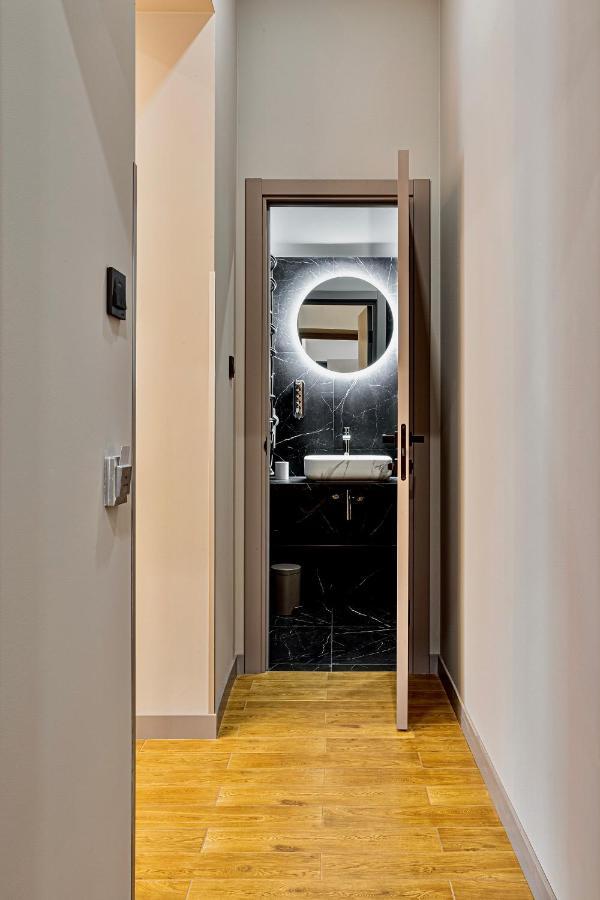 Central Family Boutique Apartments 2 إلفيف المظهر الخارجي الصورة