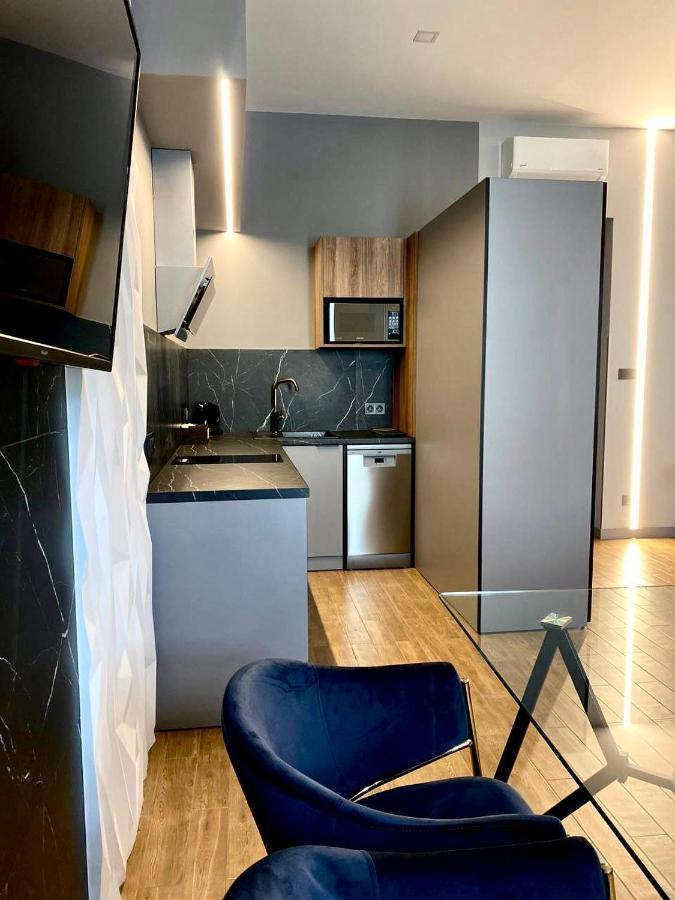 Central Family Boutique Apartments 2 إلفيف المظهر الخارجي الصورة