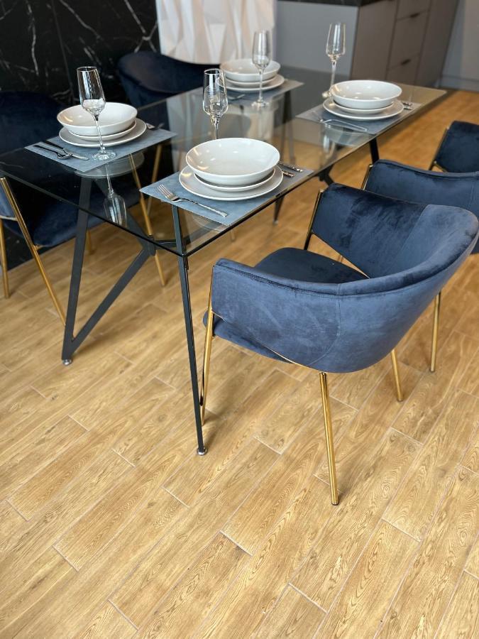 Central Family Boutique Apartments 2 إلفيف المظهر الخارجي الصورة