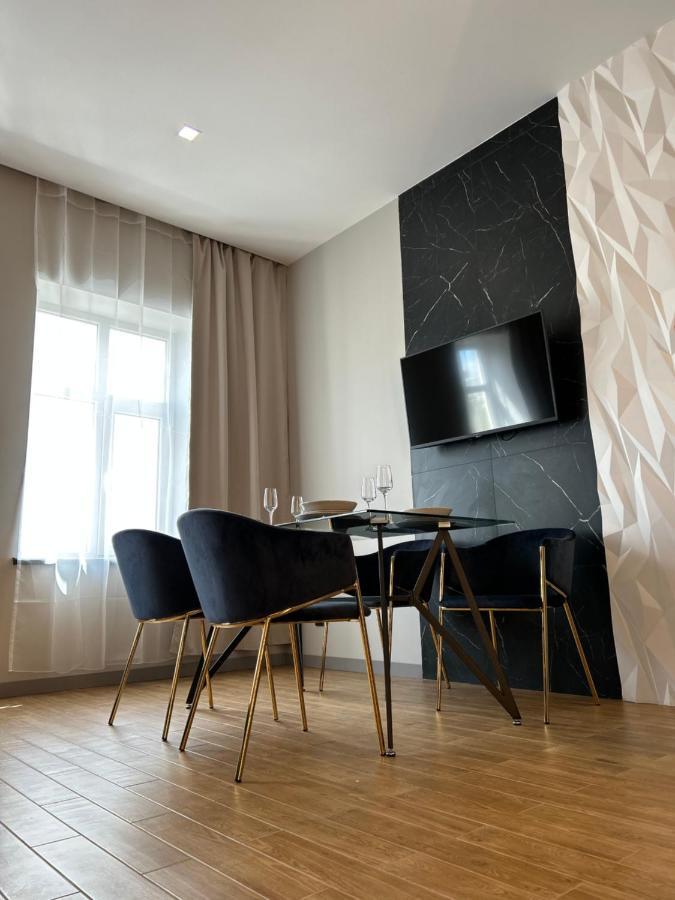 Central Family Boutique Apartments 2 إلفيف المظهر الخارجي الصورة
