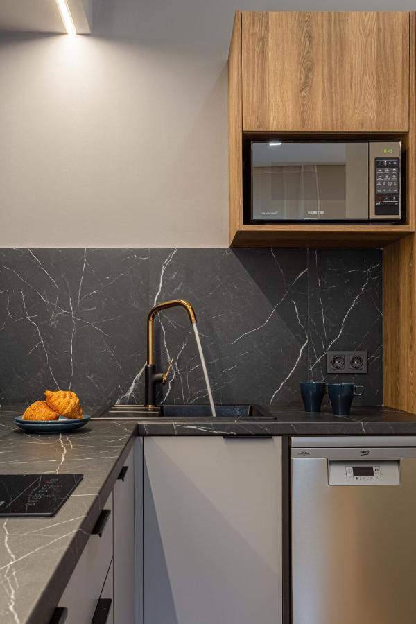 Central Family Boutique Apartments 2 إلفيف المظهر الخارجي الصورة